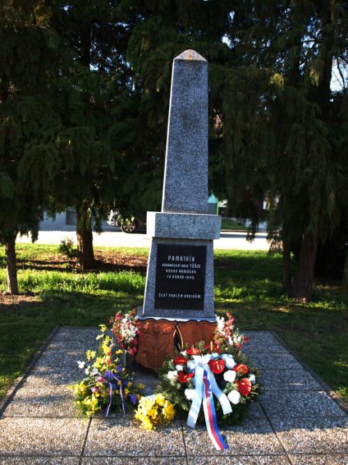 Oslavy 70. výročí osvobození Mikulčic a Těšic 14.4.2015